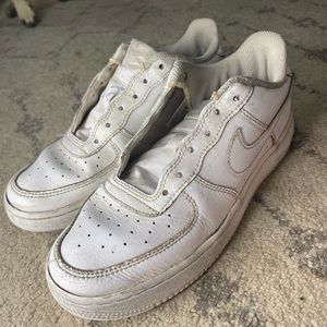 Nike Air Force Max White Tennis Sneakers Y5.5 W7